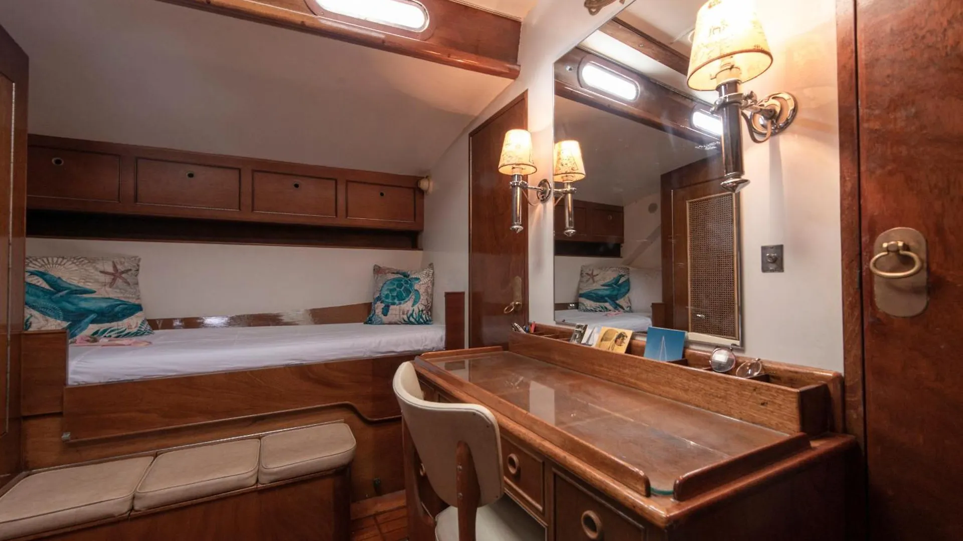 Botel Classic Boat Monte-Carlo